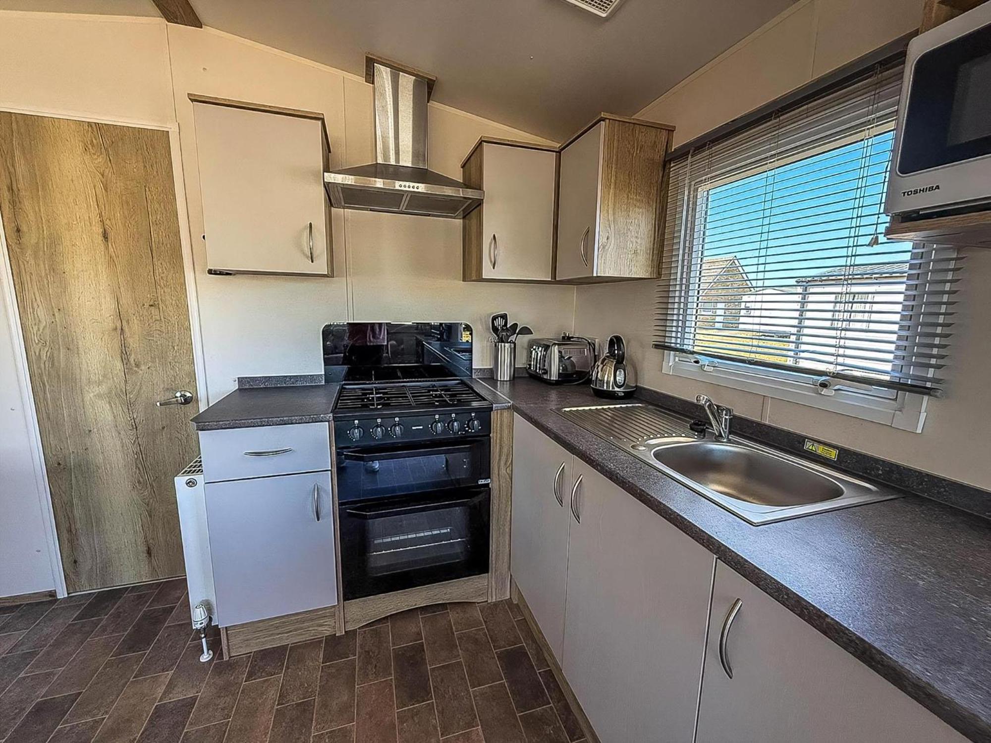 Lovely 6 Berth Caravan At Cherry Tree Holiday Park, Ref 70403C 大雅茅斯 外观 照片